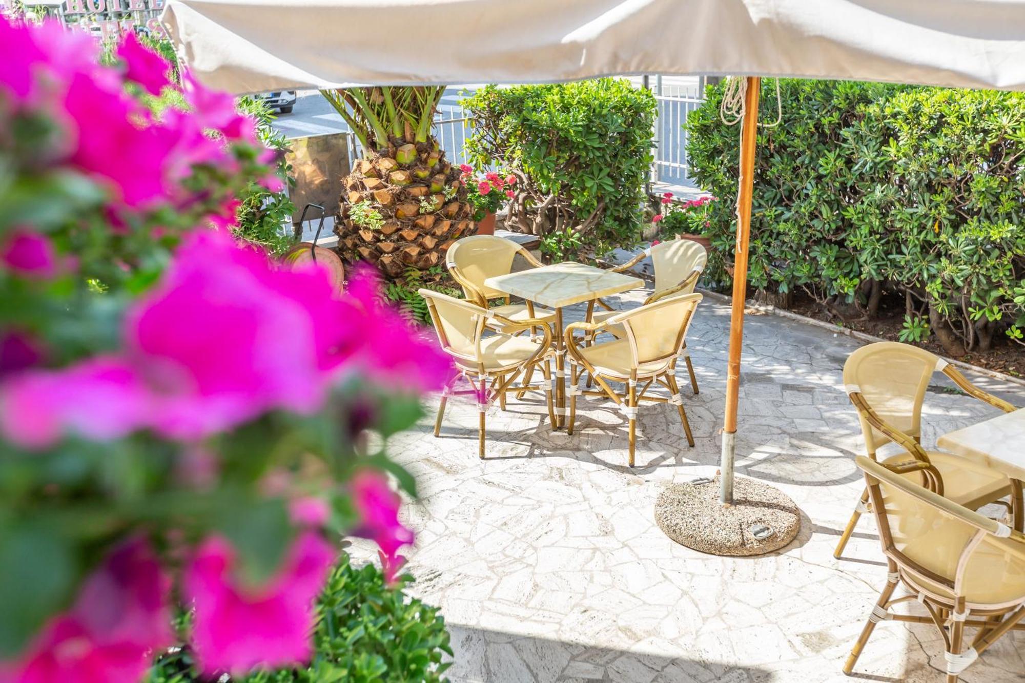 Hotel Haway Rimini Extérieur photo